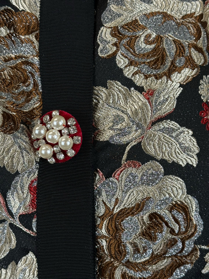 D. Exterior Size 44 Jacquard Roses Jacket