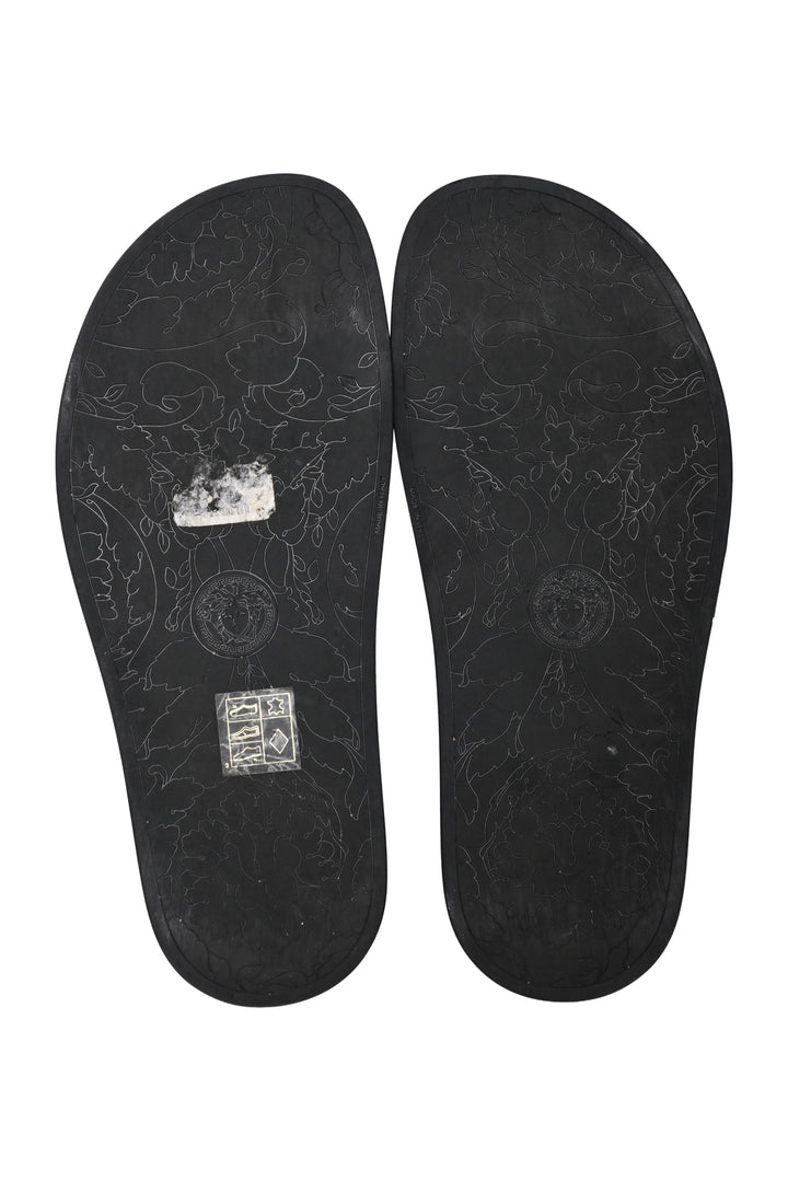 Versace Size 39 Baroque Printed Slip-on Slides