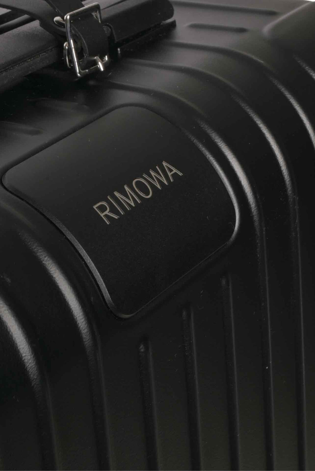 Rimowa Essential Cabin