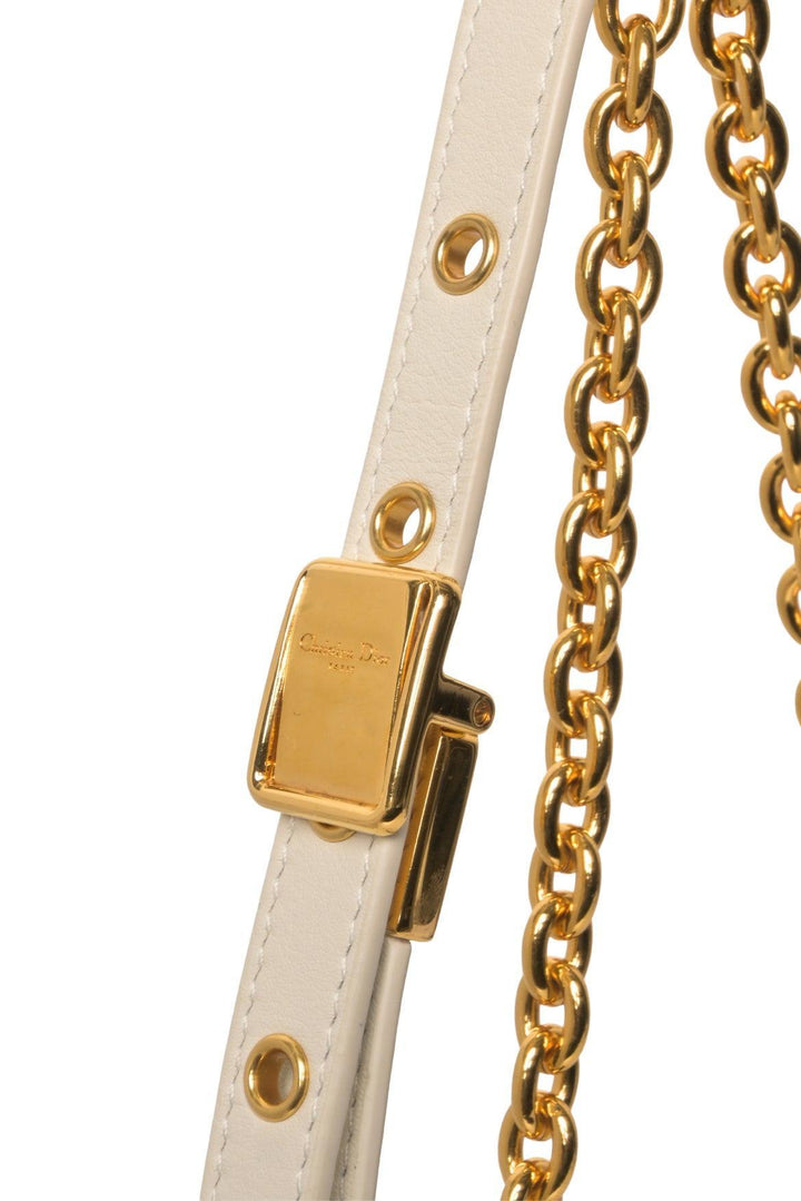 Dior East/West Montaigne 30