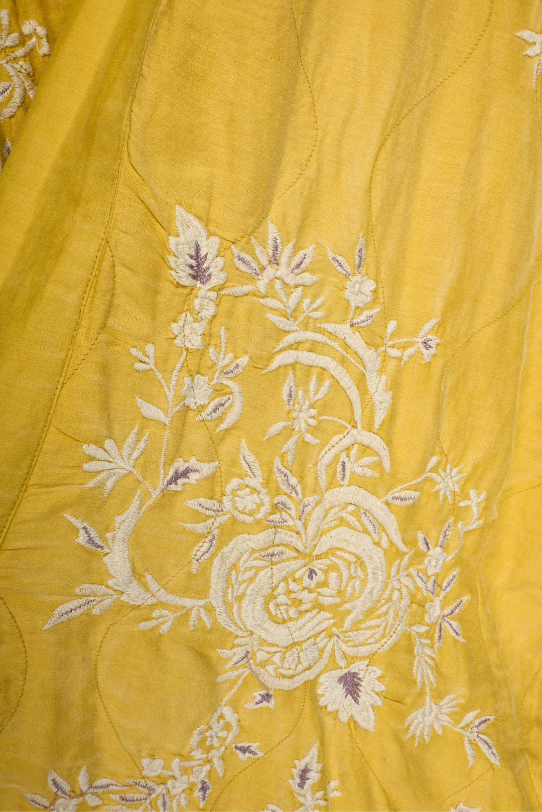 Magnolia Pearl Size OS Floral Embroidered Kimono