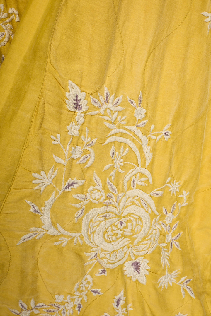 Magnolia Pearl Size OS Floral Embroidered Kimono