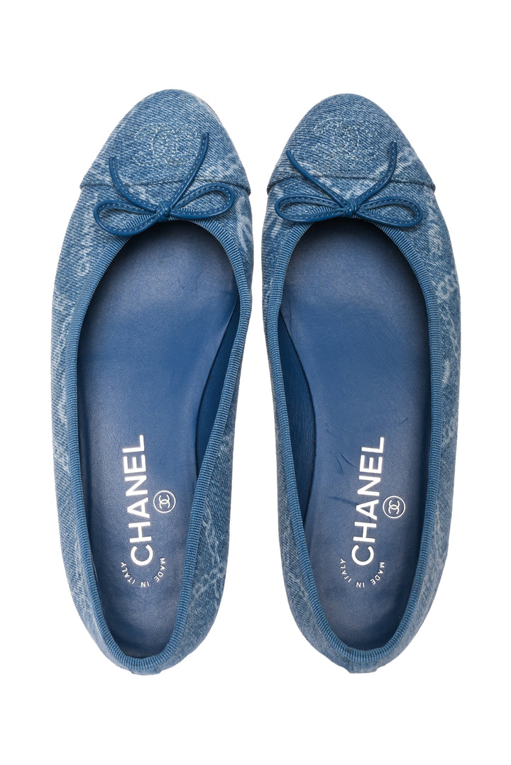 Chanel Size 37.5 Denim Printed Cap Toe Ballerina Flats