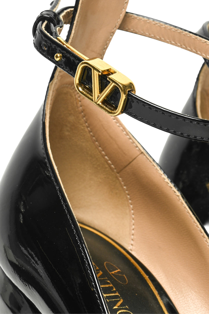 Valentino Size 38 Tan-Go Patent Leather Platform Pumps