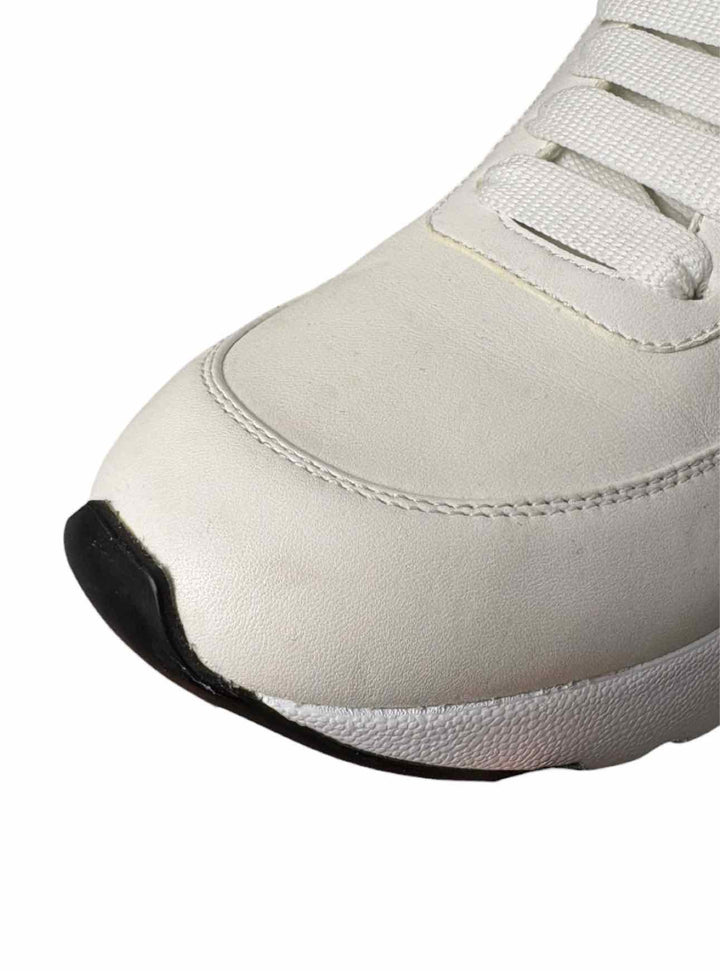 Alexander Mcqueen Size 6.5 Studded Leather Sneaker