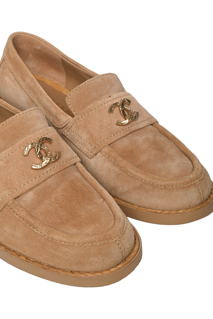 Chanel Size 35.5 Suede CC Loafers