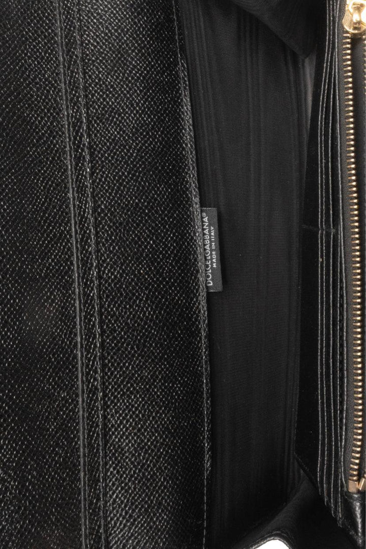Dolce & Gabbana Wallet on Chain