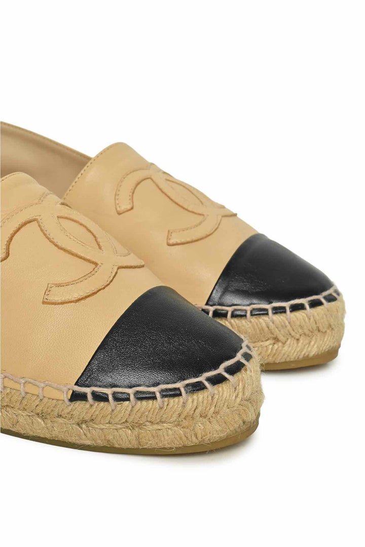 Chanel Size 37 Lambskin CC Espadrille Flats