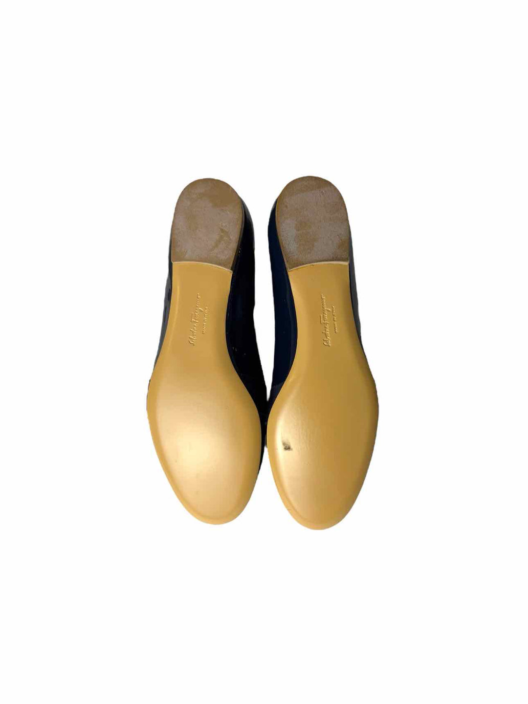 Ferragamo Patent  Size 6 Flats