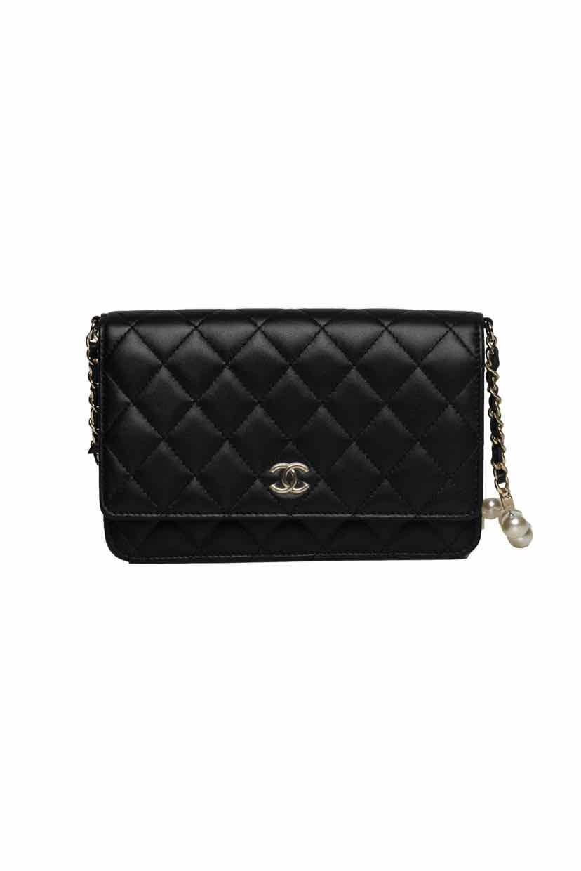 Chanel 2022 Pearl Wallet on Chain