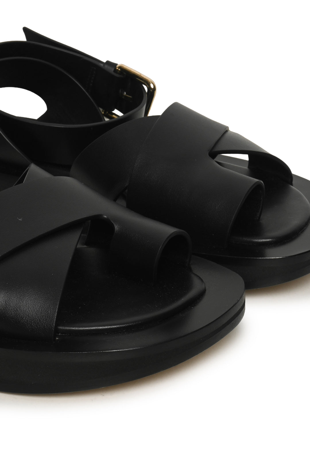 Co Size 39 Strappy Leather Sandals