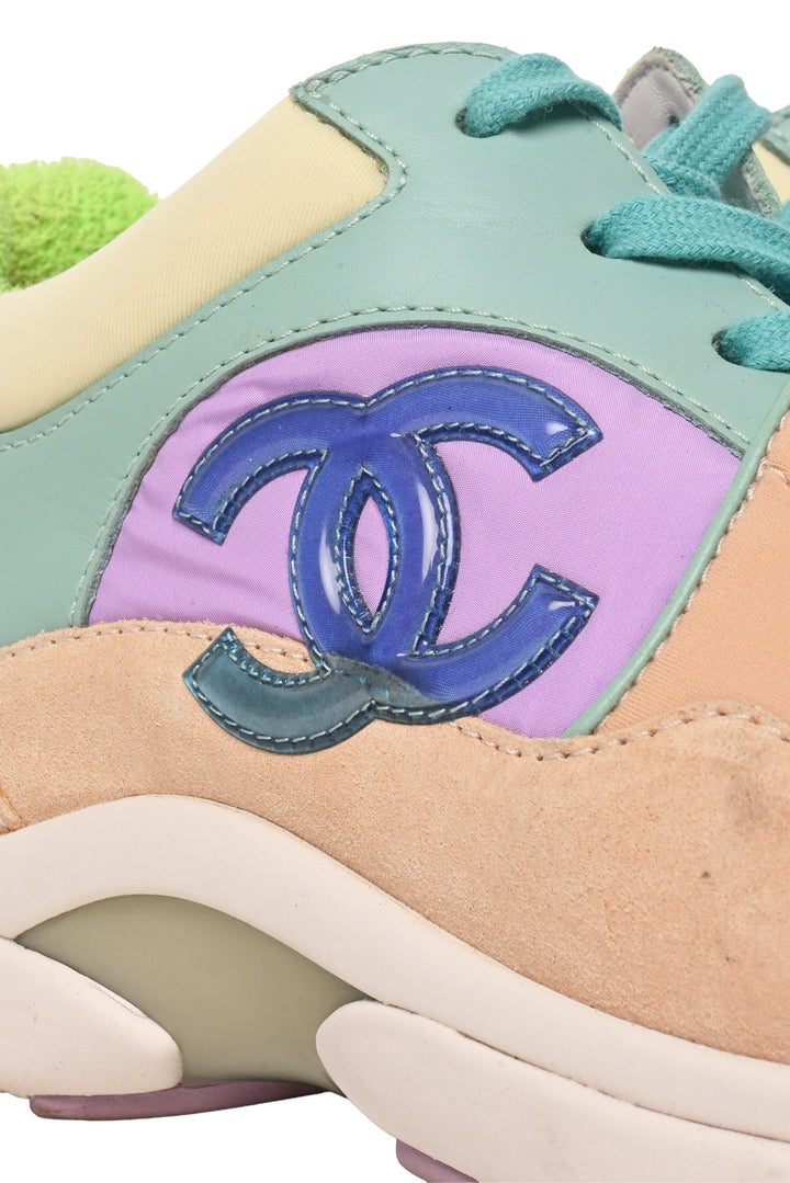 Chanel Size 39 Nylon, Leather & Suede Colorblock CC Sneaker