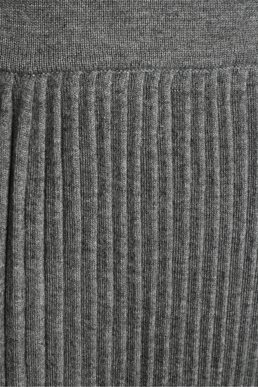 Weekend Max Mara Size M Knit Pleated Midi Skirt