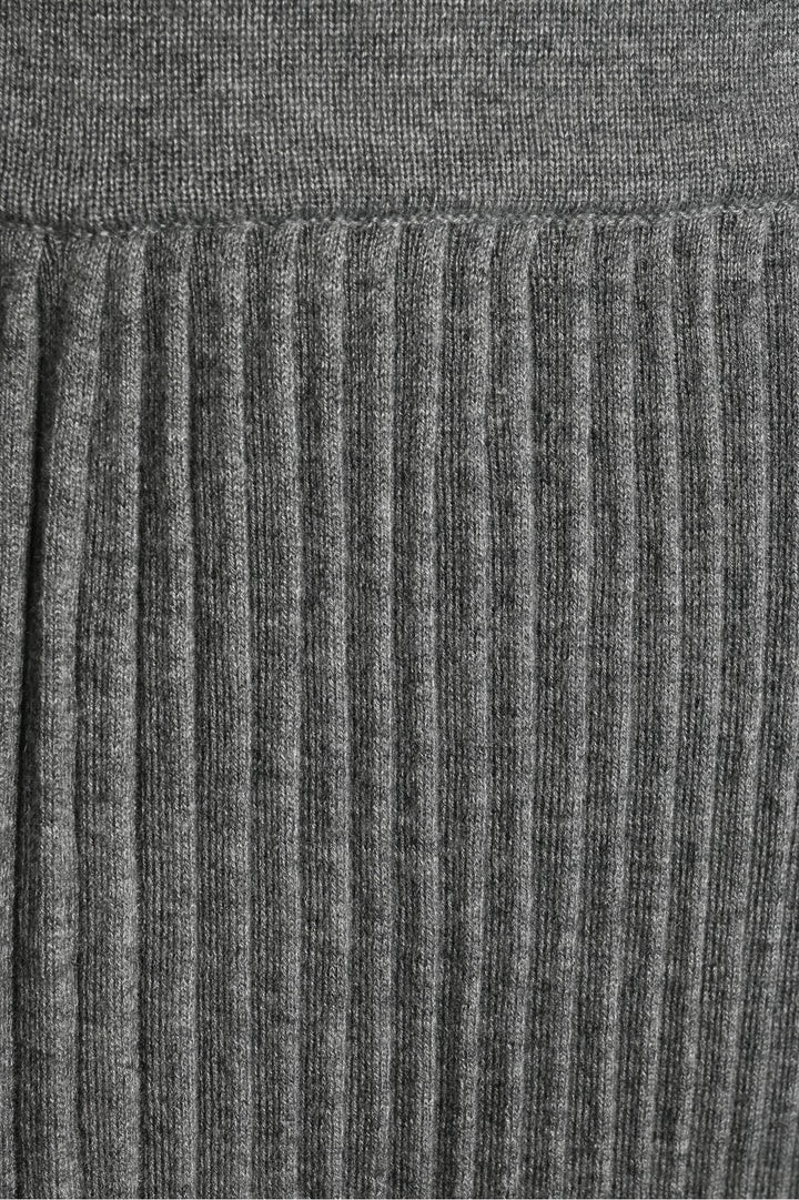 Weekend Max Mara Size M Knit Pleated Midi Skirt