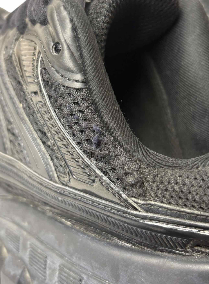 Balenciaga Size 38 Men's Bouncer Mesh & Rubber Sneakers