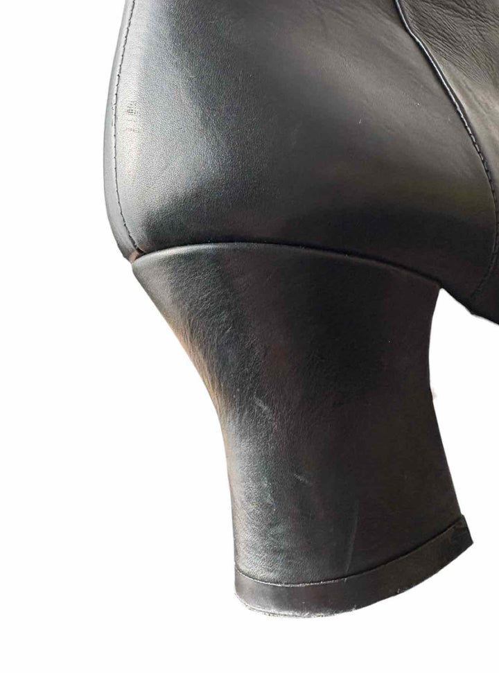 The Row Size 37.5 Bowin Leather Ankle Boots