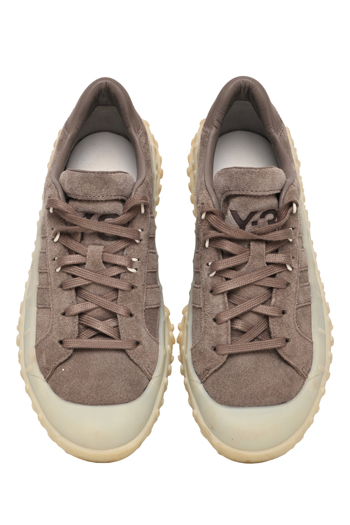 Adidas Size 39.5 Sneaker