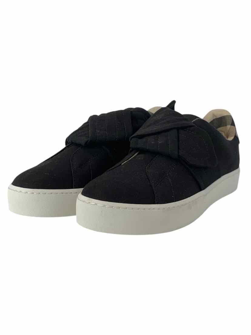 Burberry Size 35.5 Westford Knot Sneaker