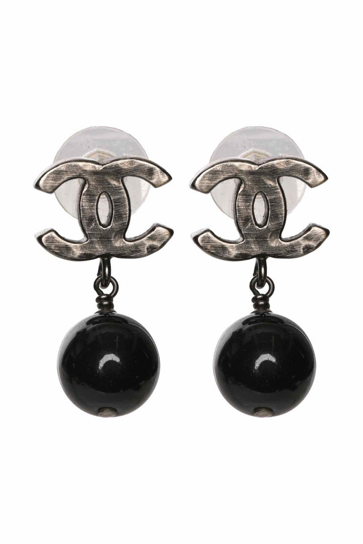 Chanel 2010 Interlocking CC Logo Bead Drop Earrings