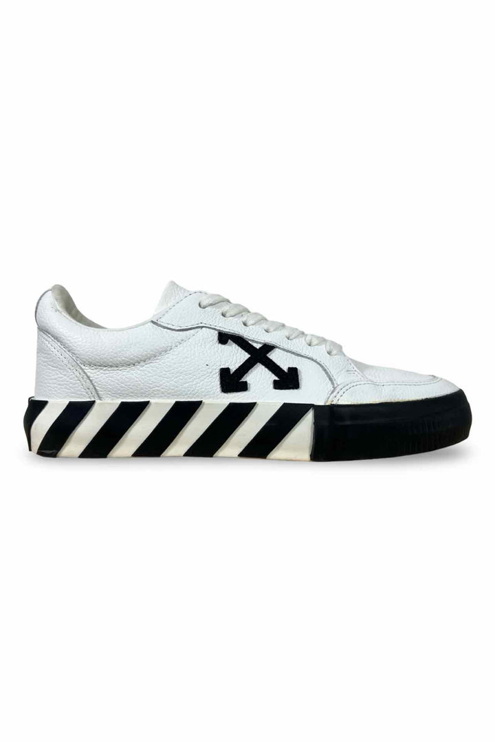 Off White Size 38 Sneaker