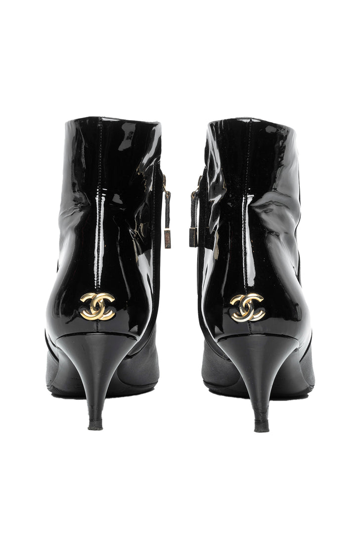 Chanel Two-Tone Zip-Up Size 38.5 Ankle Boots