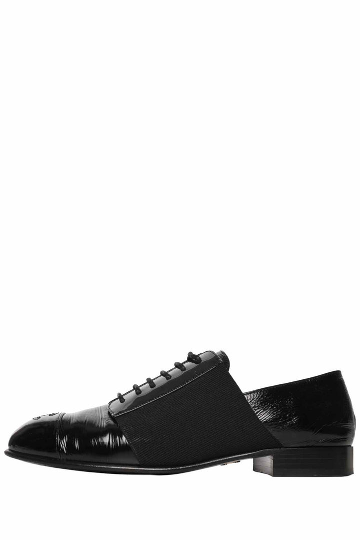 Chanel Size 35 Crinkle Leather Elastic Lace Up Cap Toe CC Loafers