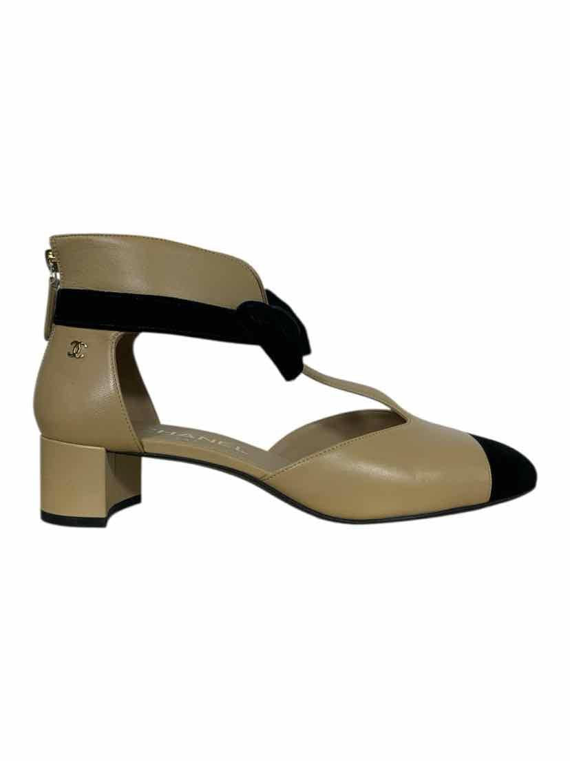 Chanel Size 38 Pumps