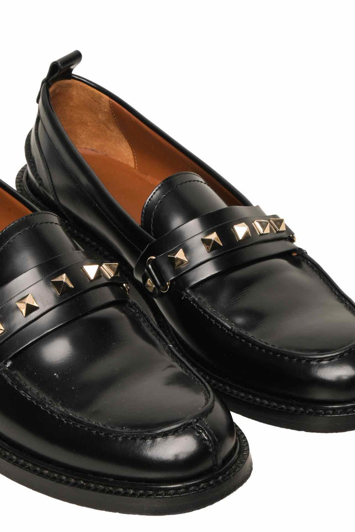 Valentino Size 38.5 Rockstud Accent Leather Loafers