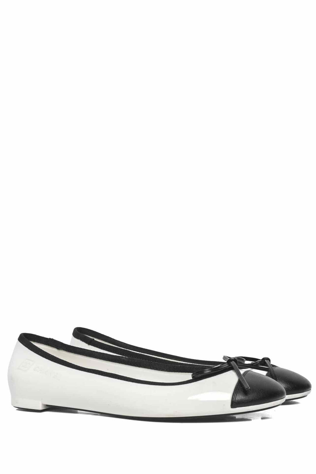 Chanel Size 38 Rubber & Leather CC Cap Ballet Flats