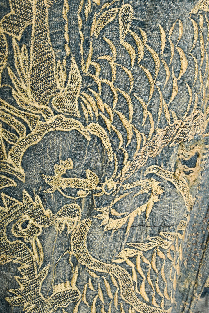 Magnolia Pearl Size OS Daiji Dragon Embroidered Distressed Denim Kimono