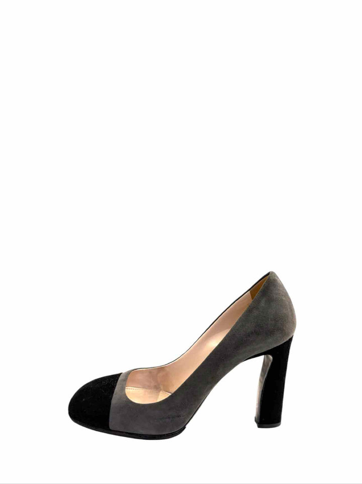 Prada Size 37.5 Pumps