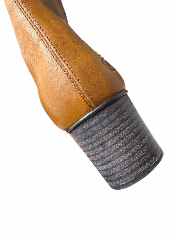 Chloe Size 38.5 Leather Side Zippers Ankle Boots