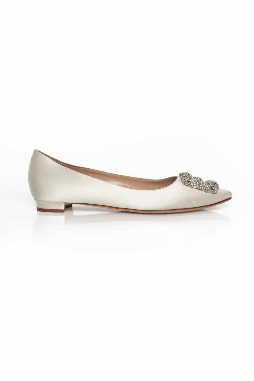 Manolo Blahnik Size 39 Hangisi Crystal Satin Flats