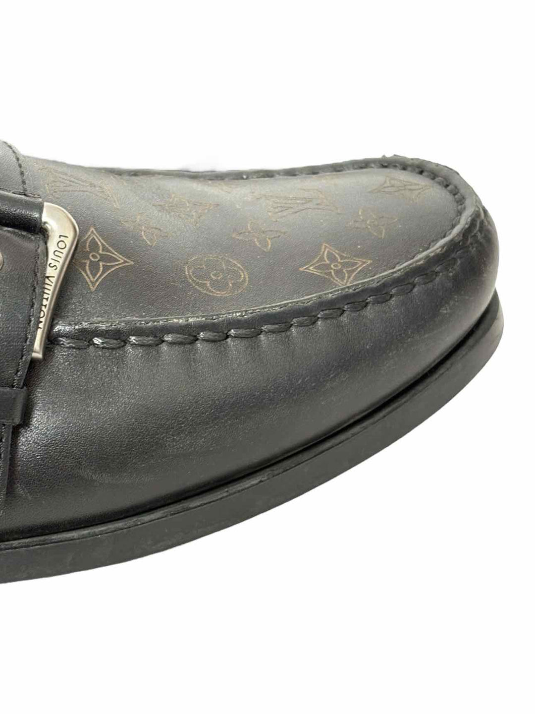 Louis Vuitton Monogram Leather Size 6.5 Loafers