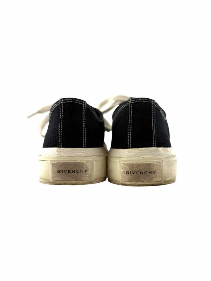 Givenchy Size 38.5 City Low Canvas Sneakers