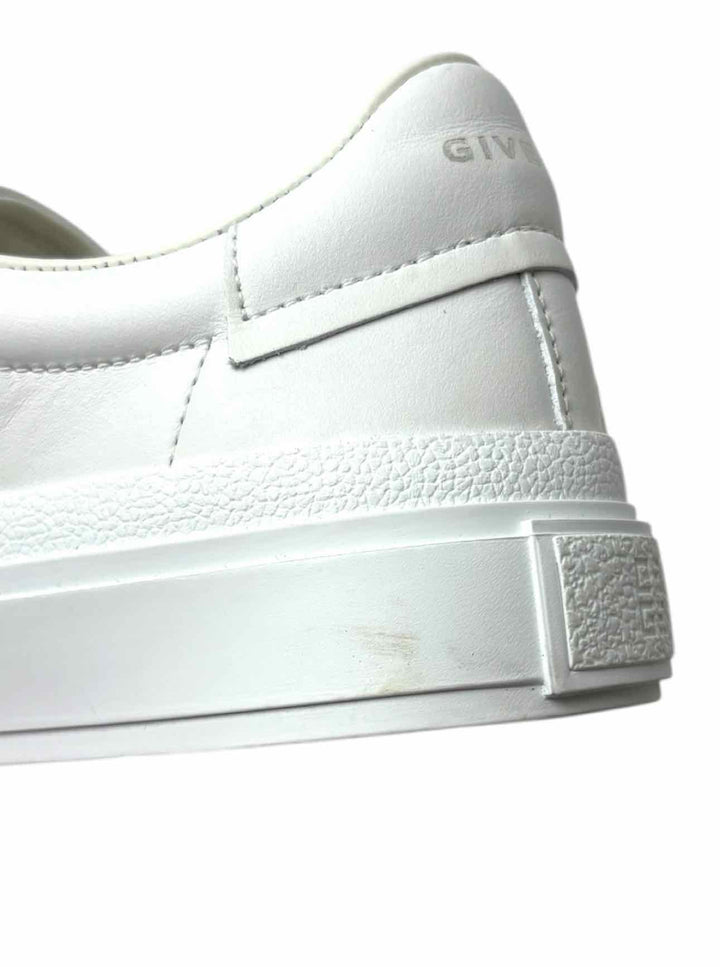 Givenchy Size 36 Leather Logo Detail Sneaker