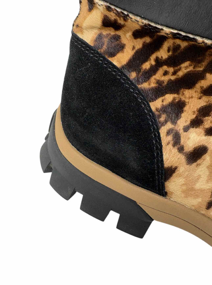 Veronica Beard Size 7.5 Calf Skin Print Ankle Boots