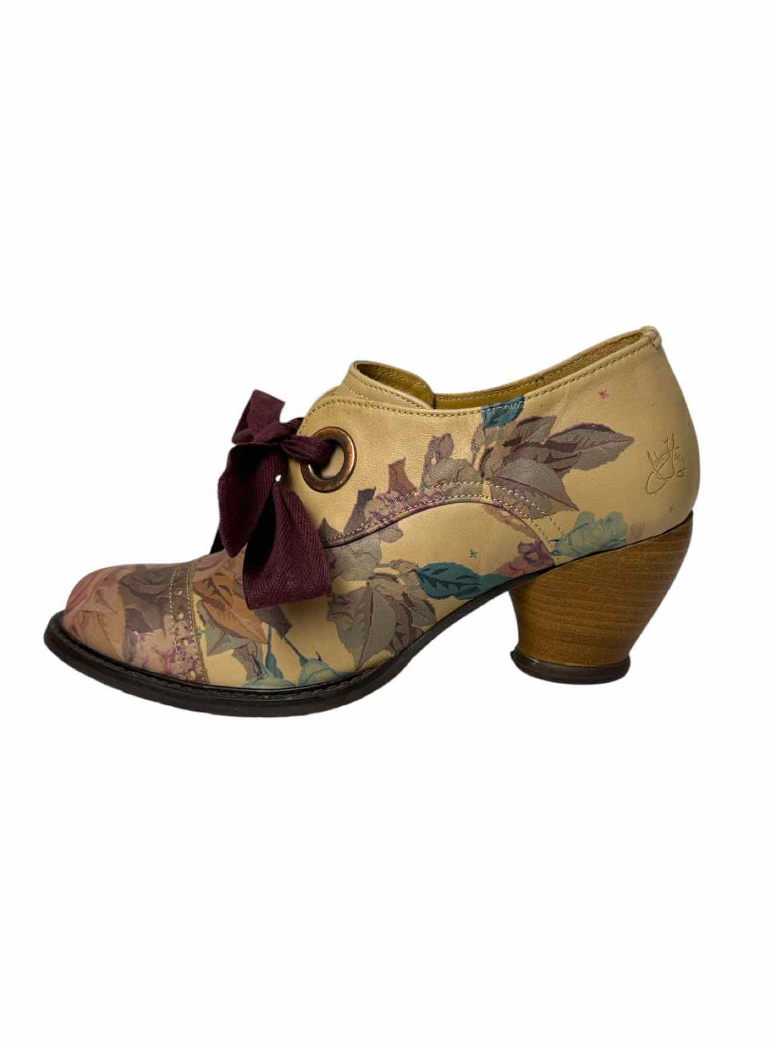 John Fluevog Size 10 East End Templeton Lace-up Pumps