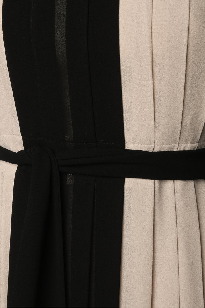 L'Agence Size 6 Pleated Midi Dress