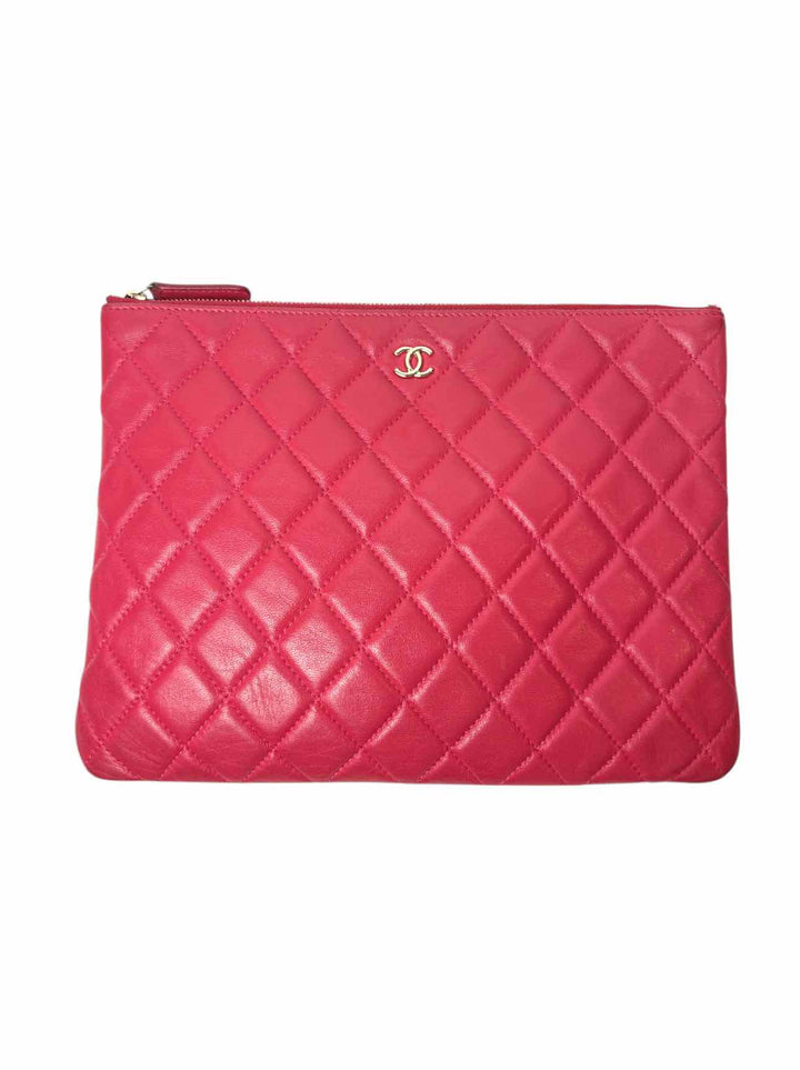 Chanel Quilted Lambskin O Case Clutch