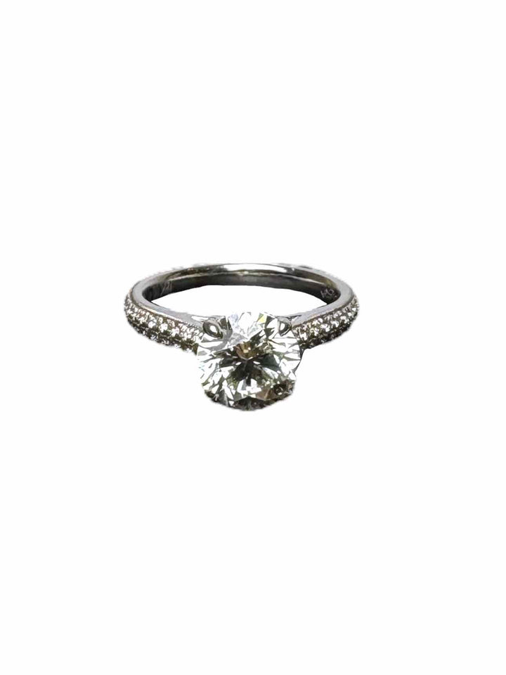 Size 5 18K White Gold  Diamond   Ring