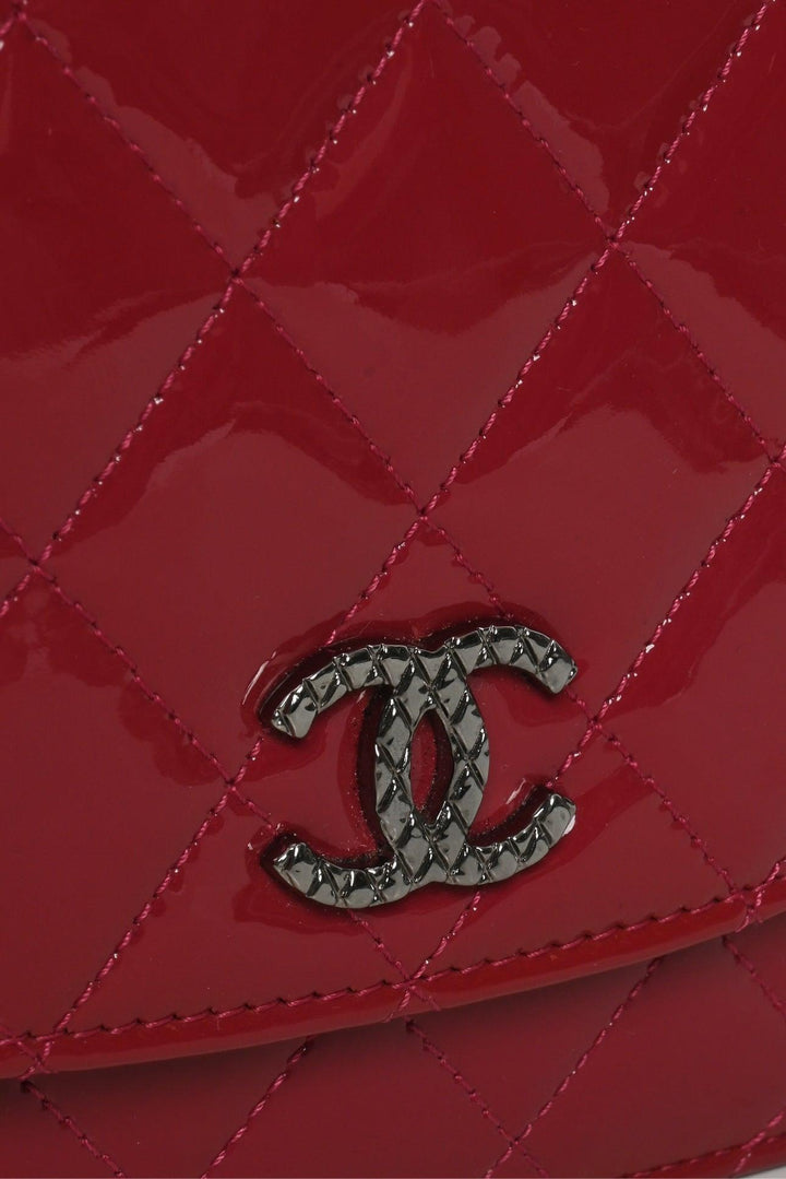 Chanel 2014-2015 Quilted Patent Leather Brilliant Wallet On Chain Crossbody