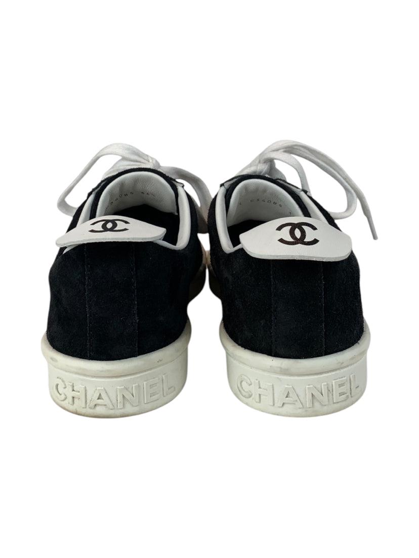 Chanel Size 36.5 Interlocking CC Logo Suede Sneaker