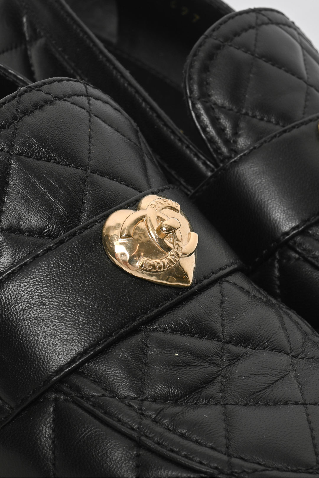 Chanel Size 38.5 Lambskin Quilted CC Heart Loafers