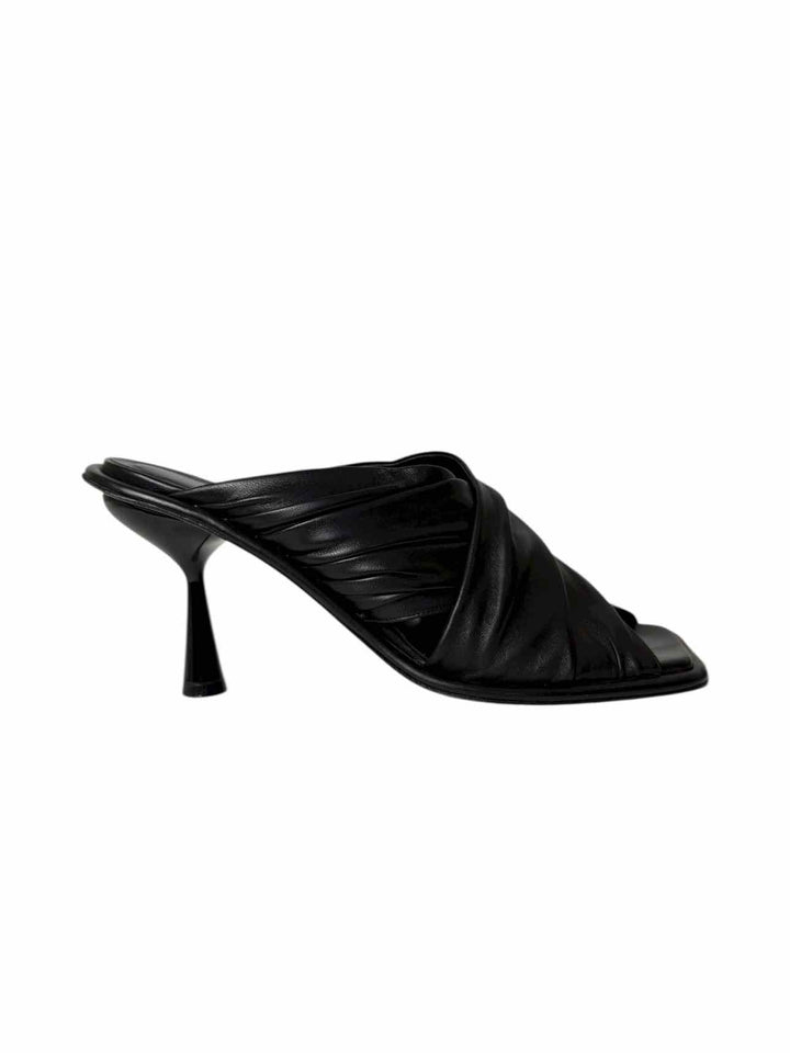 Pierre Hardy Size 40 Leather Square Toe  Sandals