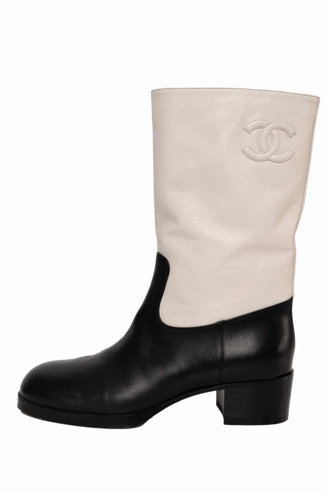 Chanel Size 38.5 Calfskin Quilted CC Logo Boots