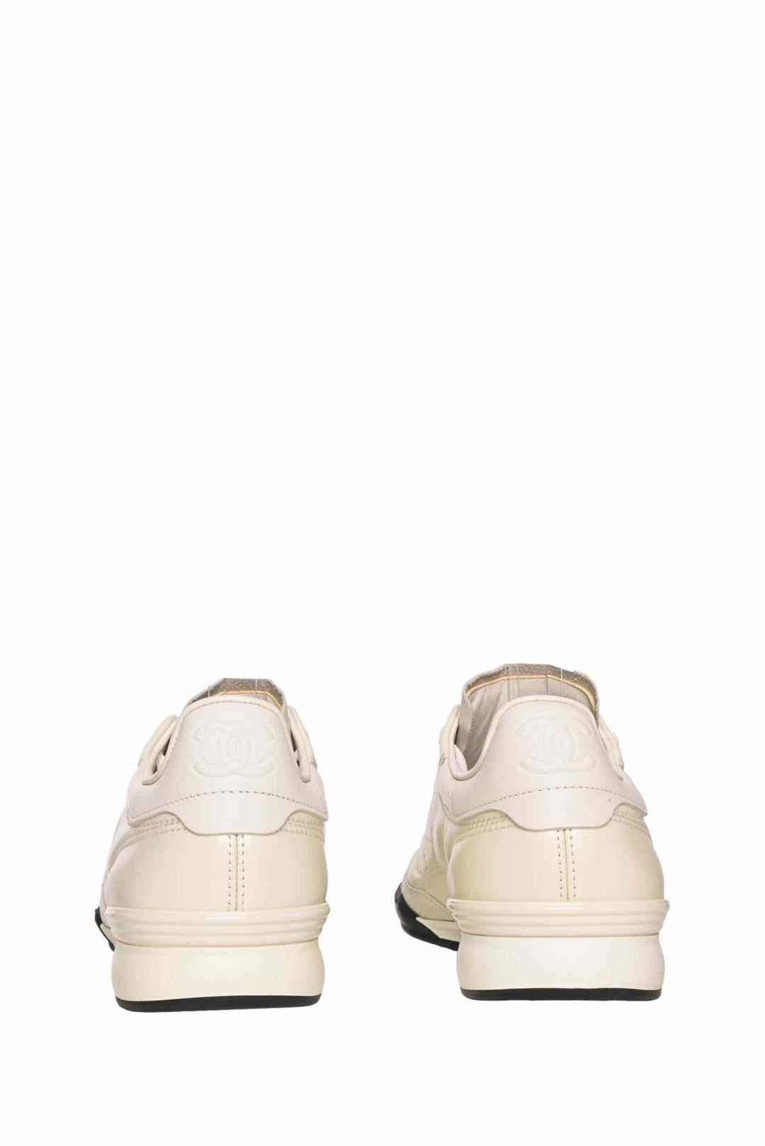 Chanel Size 39 Shiny Calfskin Suede Quilted CC Logo Sneaker