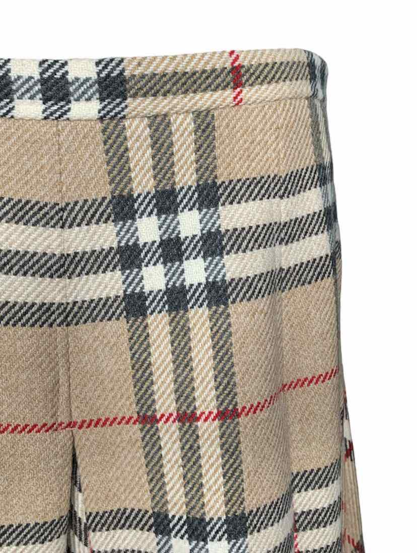 Burberry London Size 8 Skirt