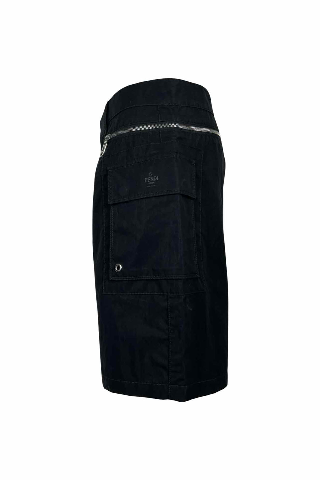 Fendi Size 33 Men's Zip-Detail Cargo Shorts