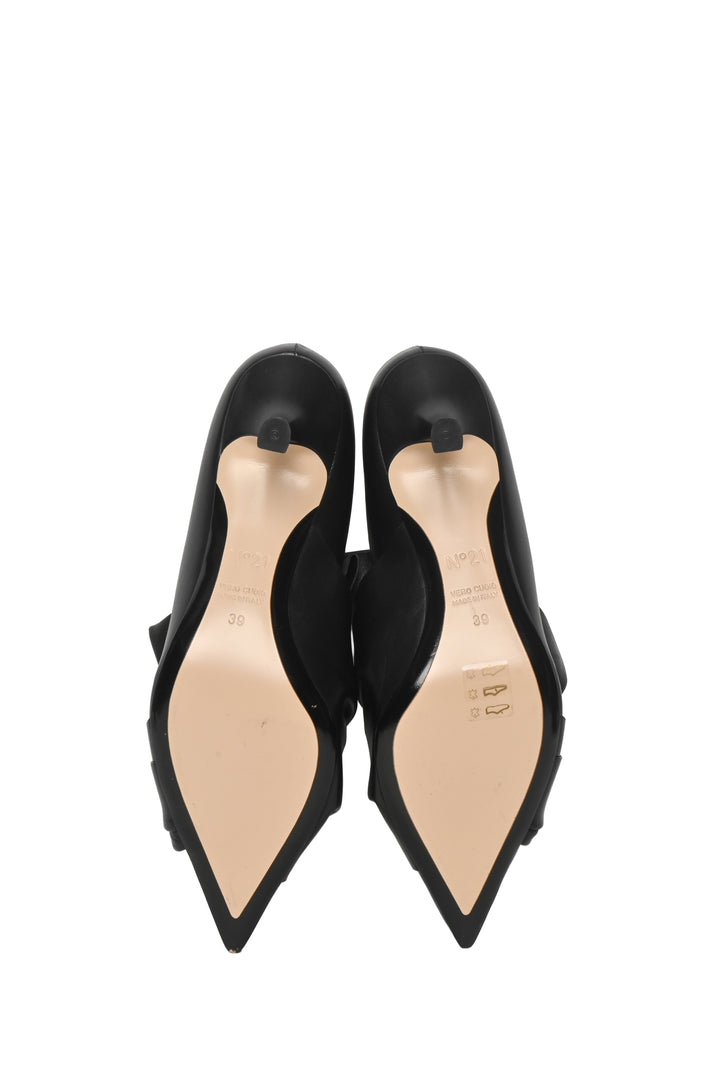 No. 21 Size 39 Knotted Leather Pumps